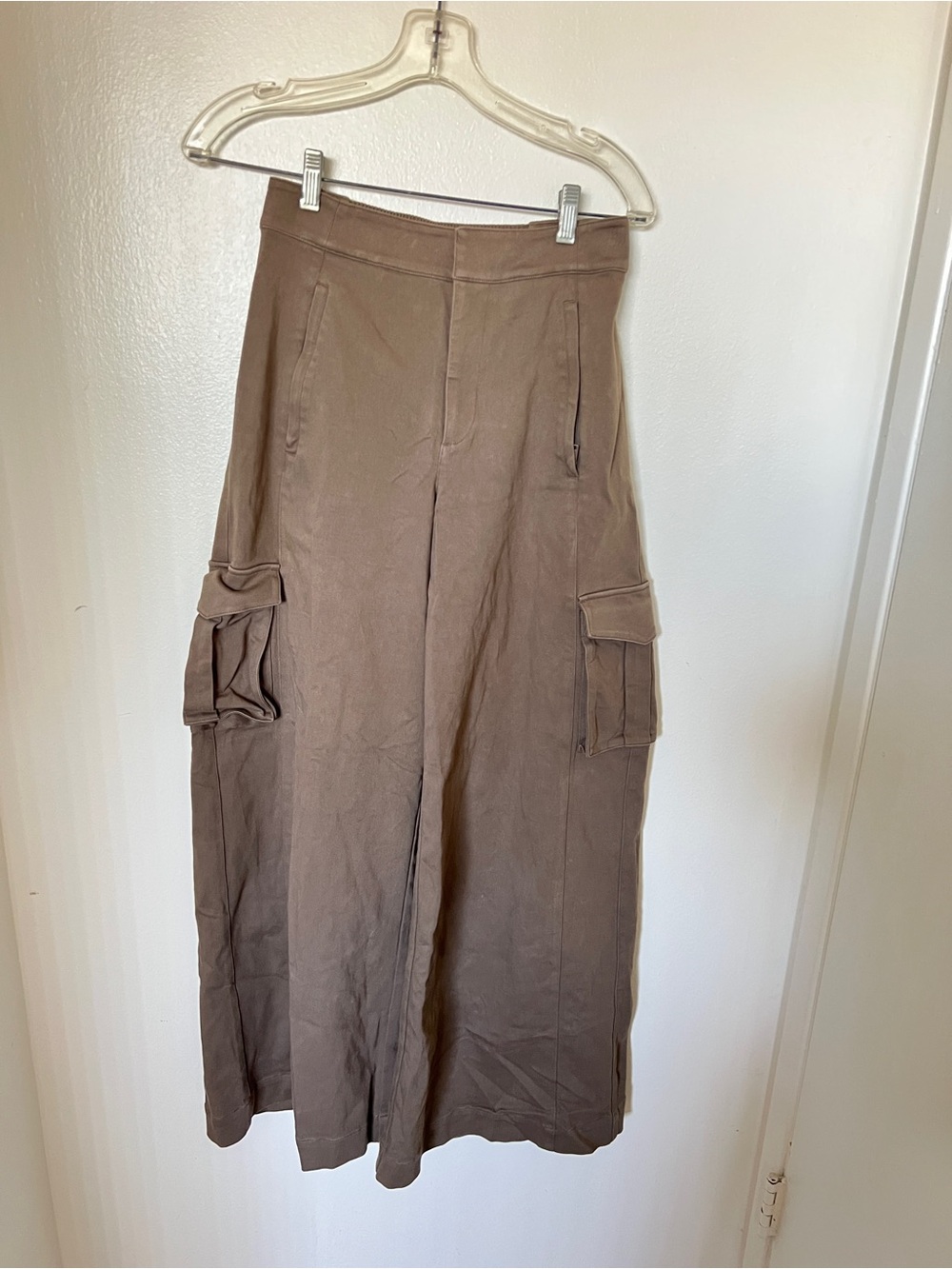 Alo Yoga Alo Show Off Cargo Wide Leg Trouser Size small